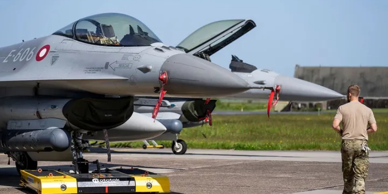 Denmark Mulai Latih Pilot Ukraina Pakai Jet Tempur F-16