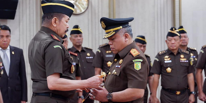 Lantik Kajati Papua Barat, Jaksa Agung Langsung Beri 7 Tugas Besar