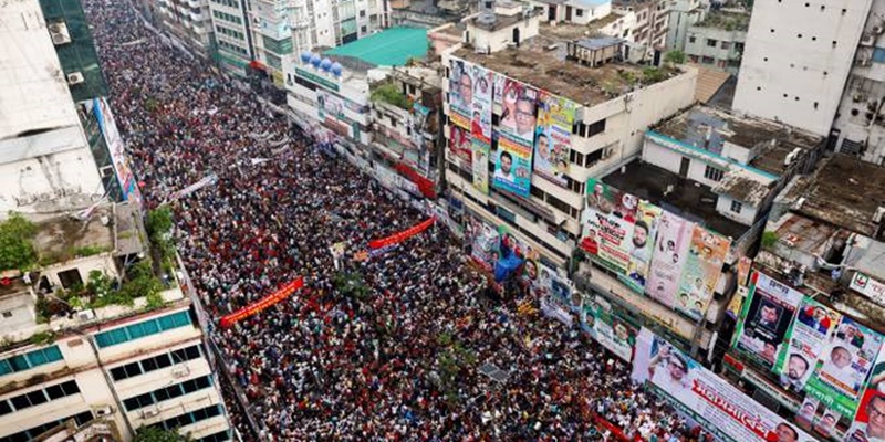 Ribuan Orang Penuhi Jalan Utama di Dhaka, Tuntut Pengunduran Diri PM Sheik Hasina