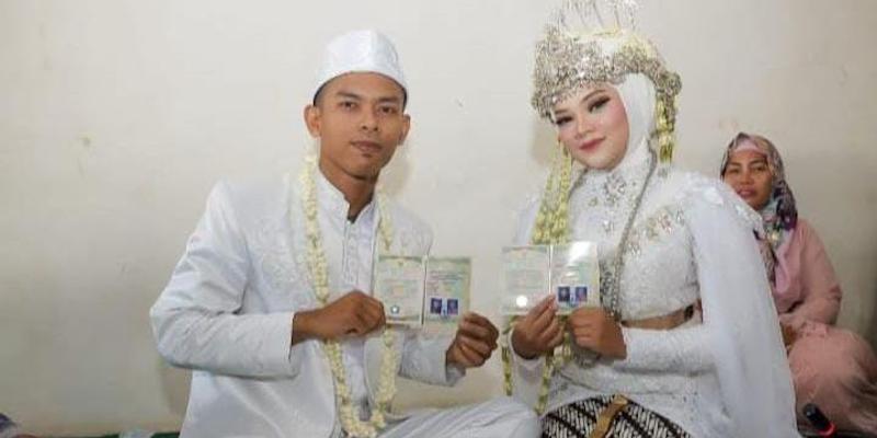 Puisi Cinta buat Pengantin Kabur