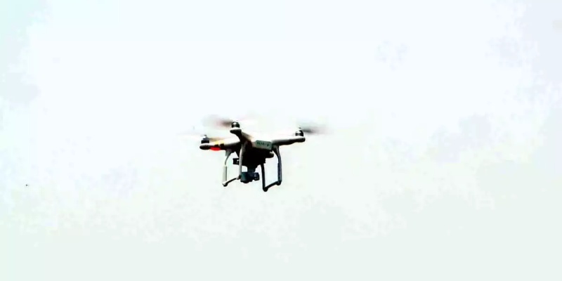 Seliweran di Atas Langit Moskow, Tiga Drone Ditembak Jatuh