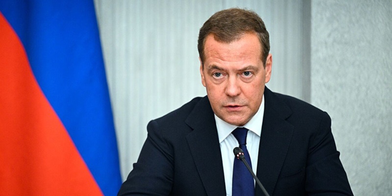 Medvedev: Konfrontasi Barat Berpotensi Membuat Konflik Ukraina Lebih Buruk dari Krisis Misil Kuba 1962