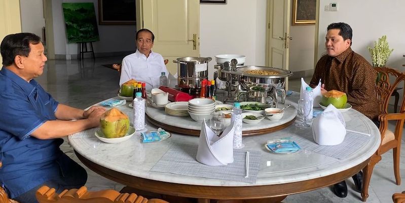 Unggah Foto Pertemuan dengan Jokowi di Istana, Prabowo-Erick Tes Ombak