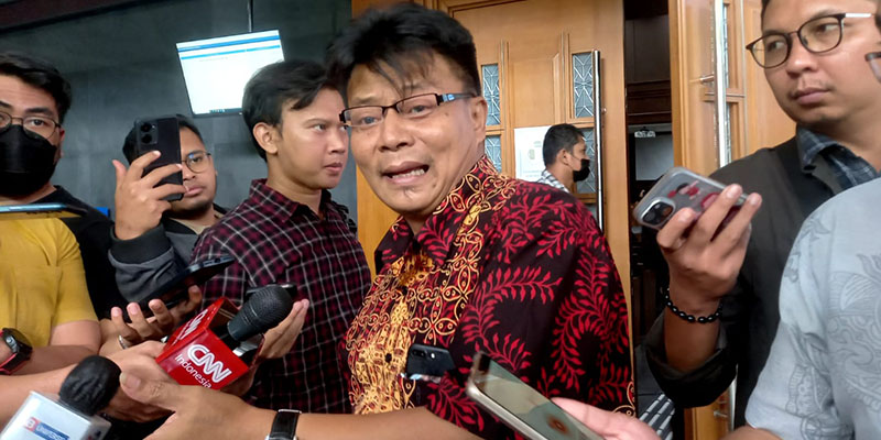 Sakit Gigi, Terdakwa Kasus Korupsi BTS 4G Irwan Hermawan Minta Izin Berobat