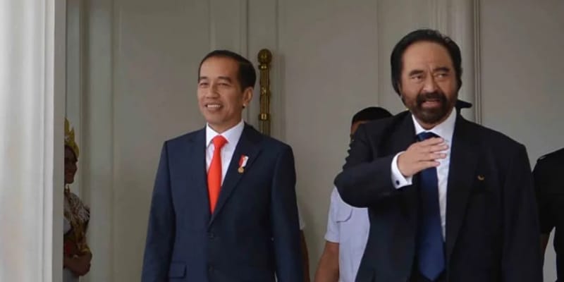 Jokowi-Surya Paloh Mulai Perang Terbuka