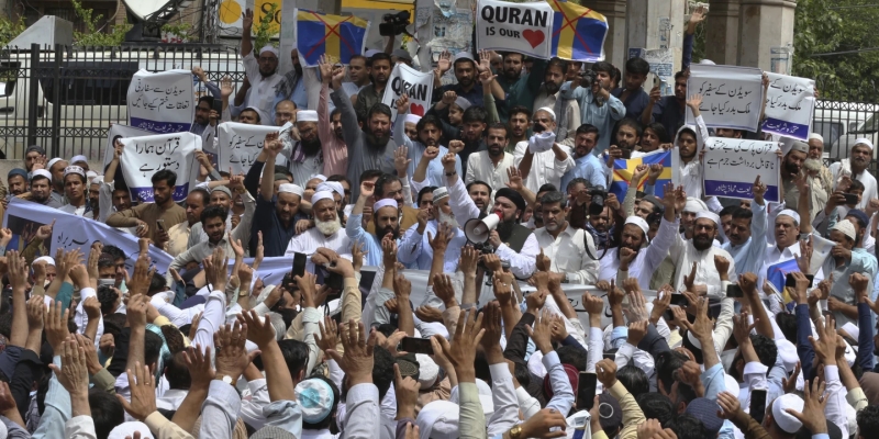 Kecam Pembakaran Al Quran, Ribuan Pengunjuk Rasa Anti-Swedia Turun ke Jalan