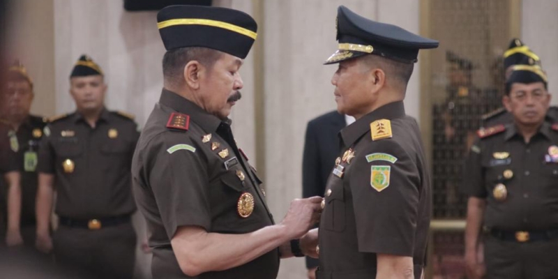ST Burhanuddin Lantik Pati TNI AD Bintang Dua Jadi Jampidmil
