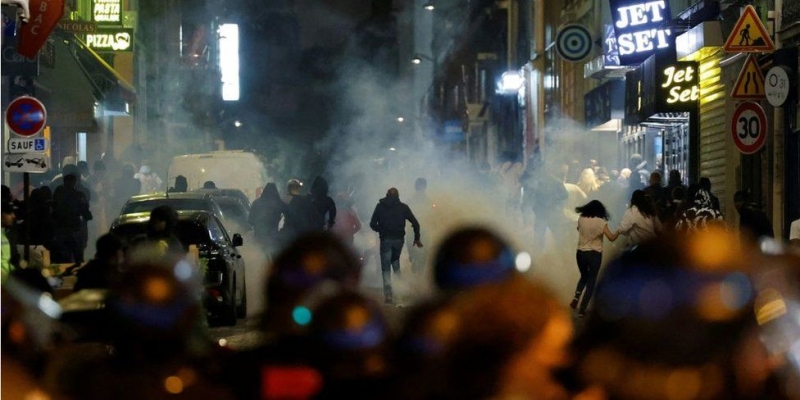 Erdogan Salahkan Rasisme Institusional dalam Kerusuhan di Prancis