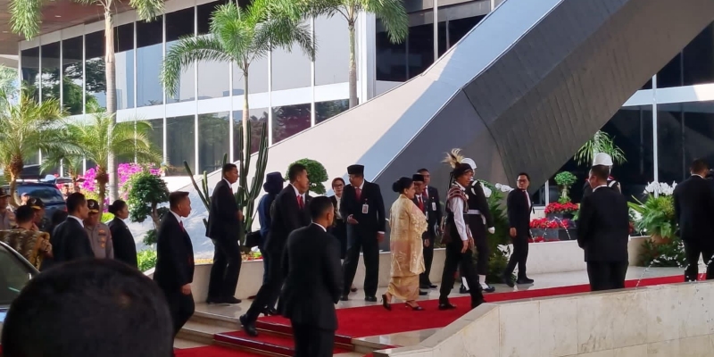 Di Sidang Tahunan, Jokowi Dibalut Pakaian Adat Tanimbar Maluku