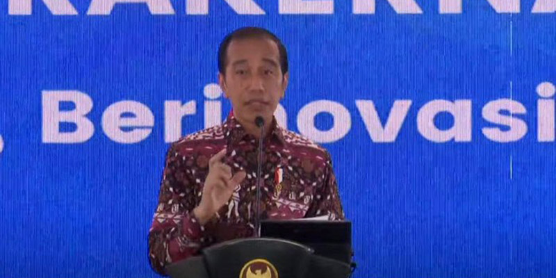 Ibaratkan Politik sebagai Balapan, Jokowi Ingatkan untuk Tidak Saling Sikut