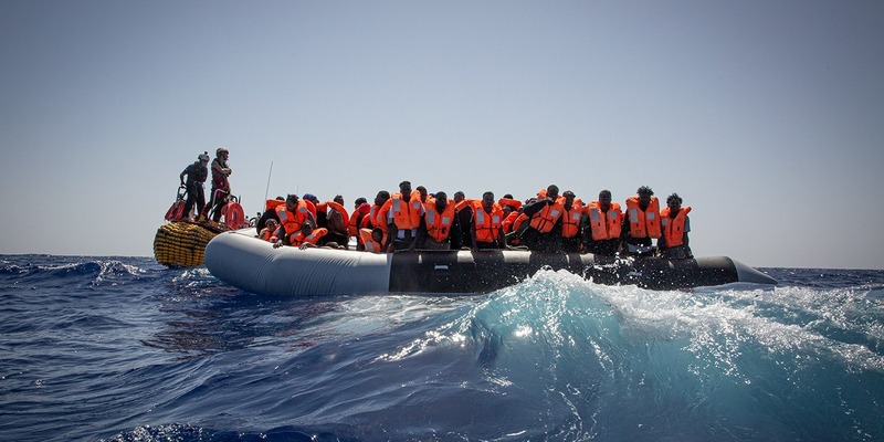 Hampir Tenggelam, 130 Imigran Ilegal Diselamatkan Maroko