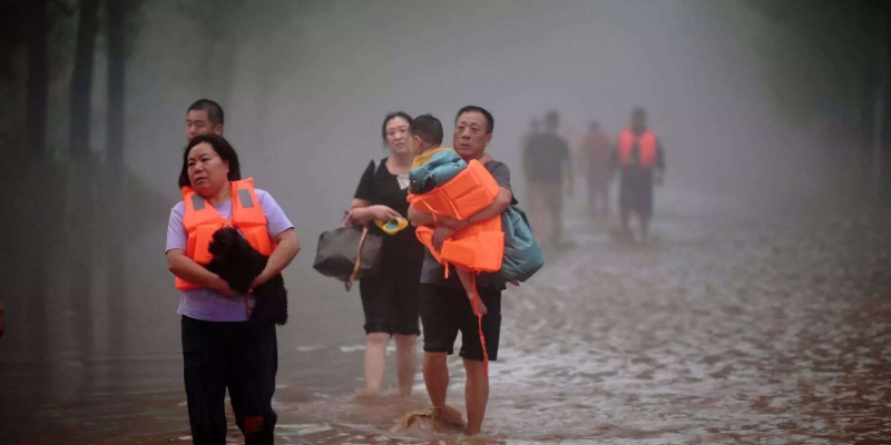 Hujan Lebat di China Telan 33 Nyawa, 18 Orang Masih Hilang