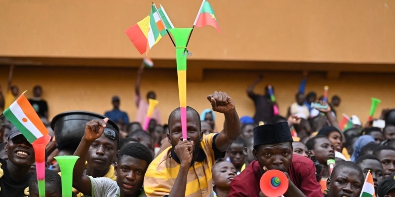 Burkina Faso Siap Dukung Niger Hadapi Potensi Intervensi Militer ECOWAS