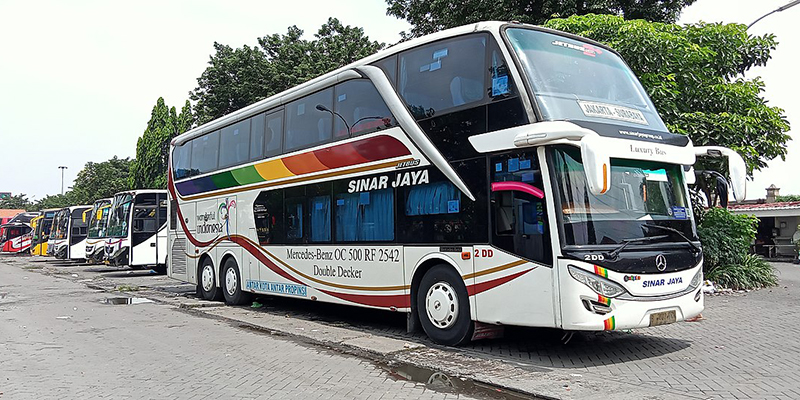 Armada bus Sinar Jaya/Net