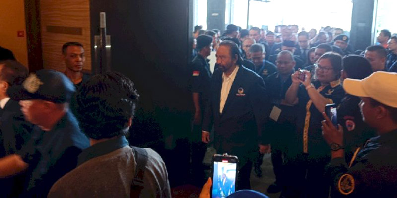 Sambut Surya Paloh, Kader Nasdem Sumut Teriak "Anies Presiden"