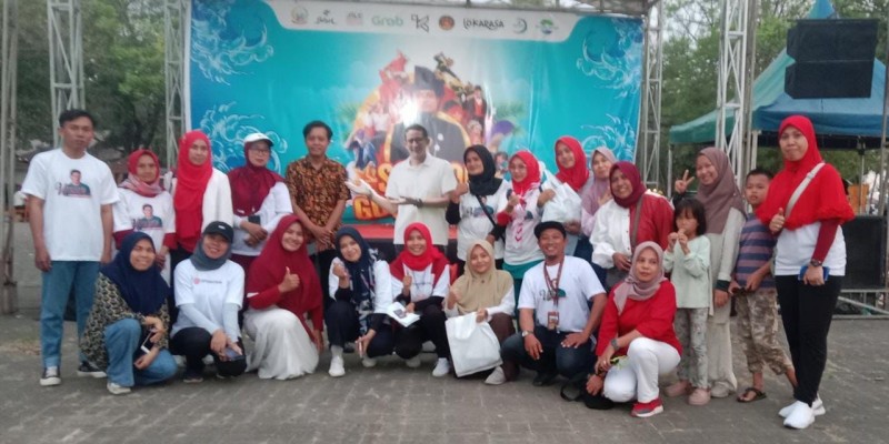 Rayakan HUT RI, UMKM Sahabat Sandi Berikan Bantuan Usaha Ponpes di Makassar