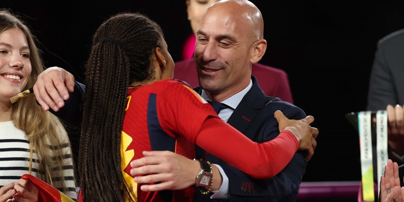 Menolak Mundur setelah Cium Bibir Pemain Timnas, Ketua Sepak Bola Spanyol Siapkan Serangan Balik