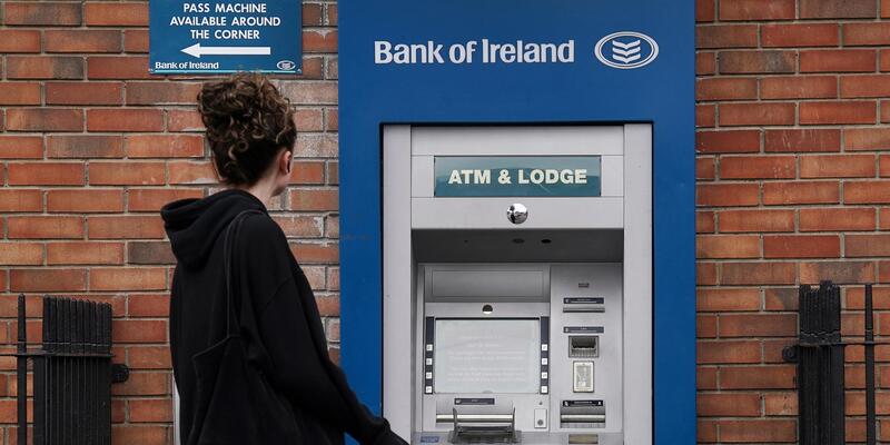 ATM Error, Nasabah Irlandia Bisa Tarik Tunai Tanpa Batas