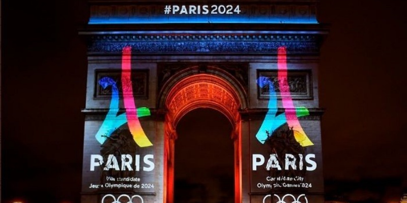 Prancis Tak Akan Pasang Bendera Rusia di Olimpiade Paris 2024