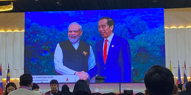 Modi Datang di Hari Terakhir KTT ke-43 ASEAN