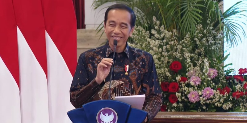 Tawarkan Naik Kereta Cepat ke Pengurus PWI, Jokowi: Kalau Enggak Mau, Gak Apa-apa