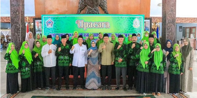 30 Kafilah Blitar Diberangkatkan Ikut MTQ ke 30 di Kota Pasuruan.