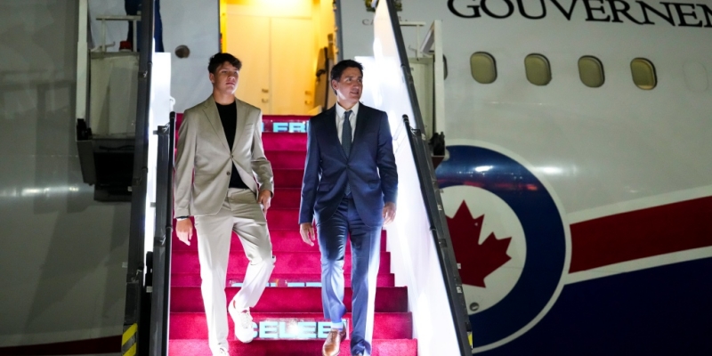 Pesawat Mogok, PM Trudeau Perpanjang Masa Tinggal di India
