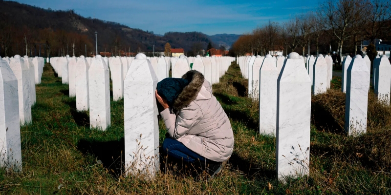 Polisi Bosnia Tangkap Lima Mantan Tentara Serbia atas Kejahatan Genosida