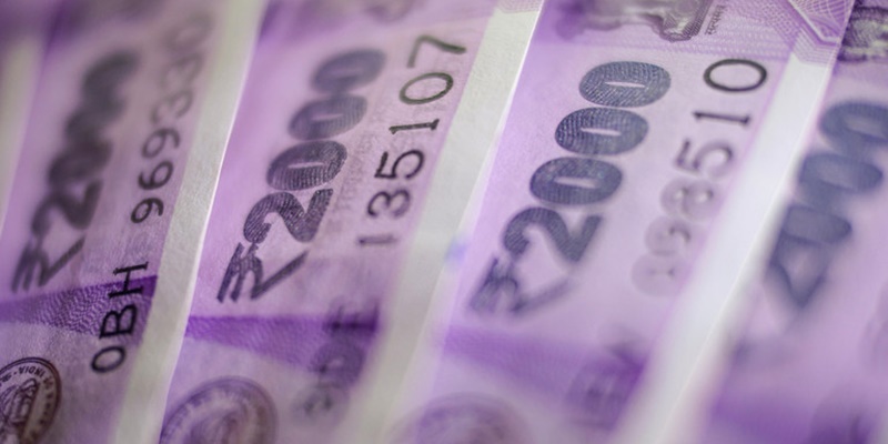 Bank Rusia Meluncurkan Pengiriman Uang Lintas Batas dalam Rupee India