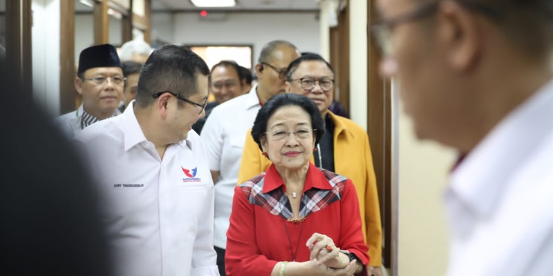 Dihadiri Ganjar, Rapat Mingguan TPN Dipimpin Megawati