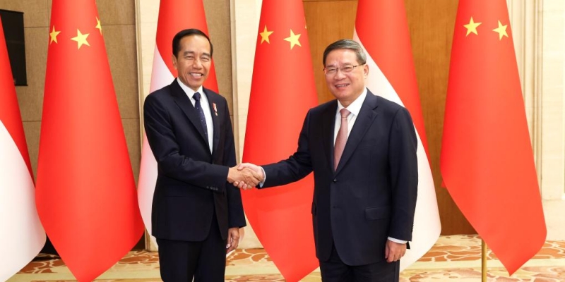 PM Li ke Jokowi: China Siap Perluas Kerja Sama Rantai Industri seperti Kendaraan Energi Baru, Baterai, dan Fotovoltaik