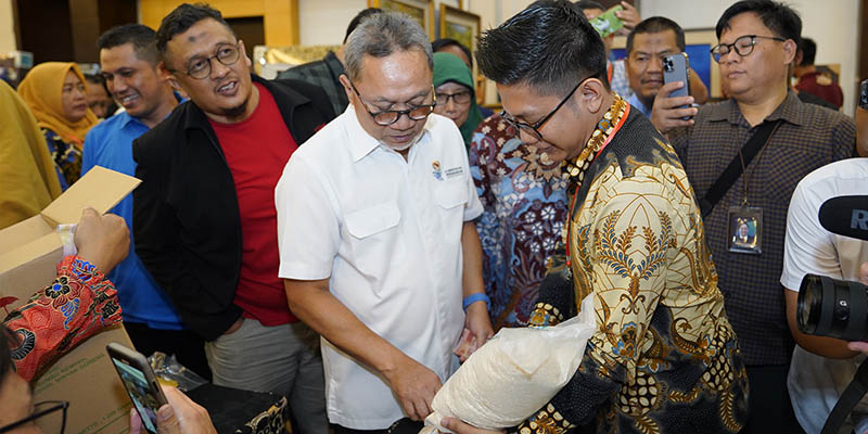 Hadiri Rakorwil PWM di Semarang, Mendag Zulhas: Kerja Sama Bentuk Ekosistem untuk UMKM Maju