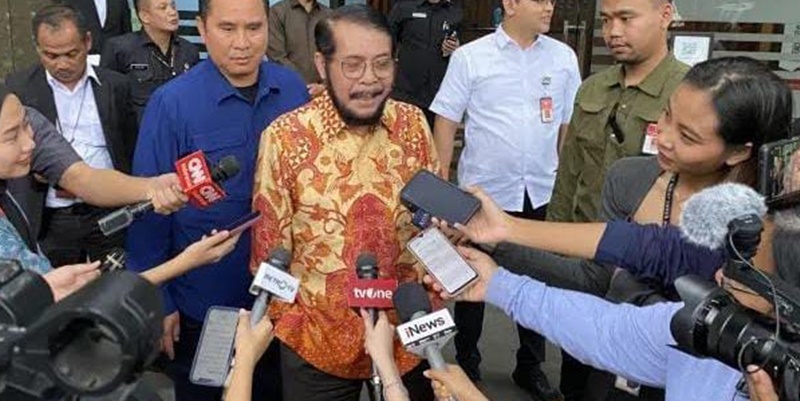 Diperiksa MKMK, Anwar Usman Bantah Ada Lobi-lobi Putuskan Batas Usia Capres-Cawapres