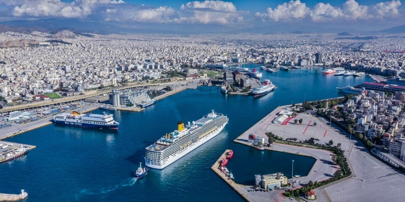 Pelabuhan Piraeus menjadi salah satu dari 50 pelabuhan terbaik di dunia, terbesar di Yunani dan terbesar kedua di Mediterania/Net