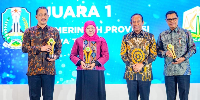 Borong 6 Penghargaan DEN 2023, Khofifah: Bukti Jatim Dukung Energi Ramah Lingkungan