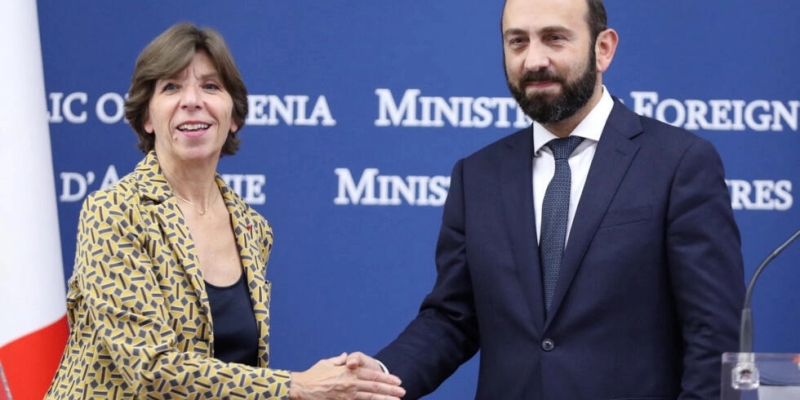 Bantu Pertahanan Armenia, Prancis Setuju Kirim Peralatan Militer