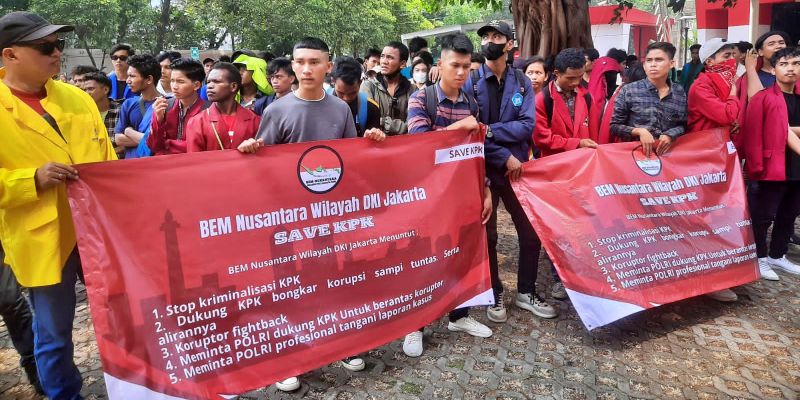 Turun Jalan, Mahasiswa Minta Kriminalisasi KPK Dihentikan