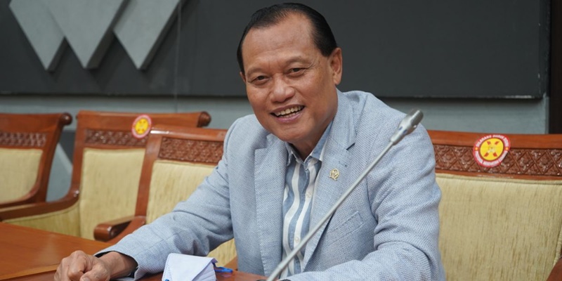 Taati Aturan, PKS Dorong Netralitas TNI-Polri di Pemilu 2024