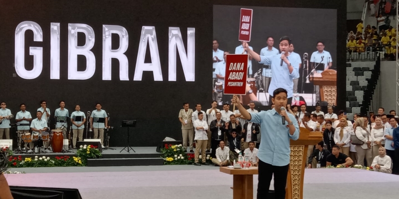 Canda Gibran ke Prabowo saat Pidato: Tenang Saja Pak, Saya Sudah di Sini