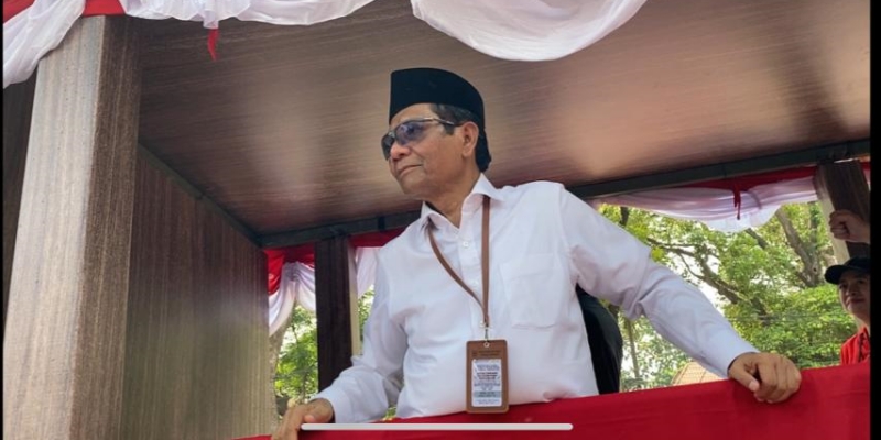 Gagal Dipakai saat Pilpres 2019, Mahfud MD Titipkan Baju Putih ke Ibunya di Madura