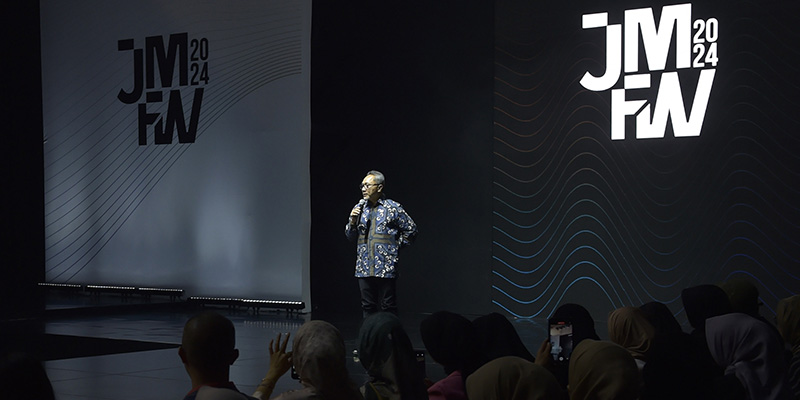Hadiri JMFW 2024, Mendag Zulkifli Hasan: Indonesia Jadi Pusat Fesyen Muslim Dunia