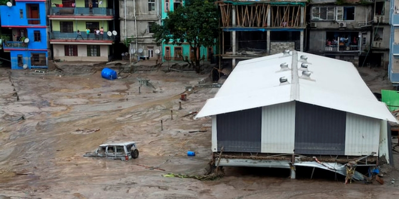 14 Orang Tewas dan Ratusan Hilang Saat Banjir Bandang Menerjang India