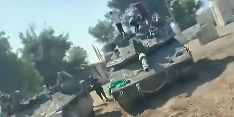 Militan Hamas Ambil Alih Alutsista Israel, Termasuk Tank Canggih Merkava Mk4