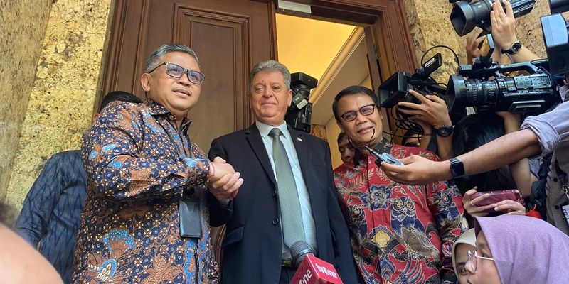 Temui Dubes Zuhair Al Shun, Sekjen PDIP: Ada Kedekatan Batin antara Bung Karno, Megawati dan Palestina
