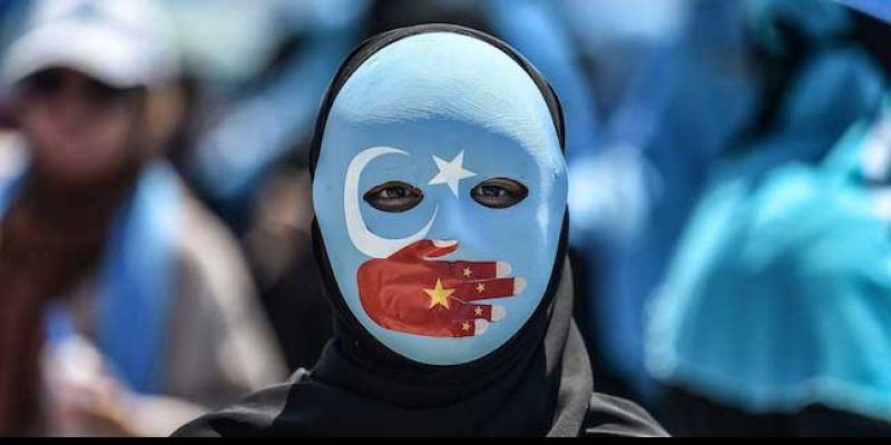 China Paksa Ratusan Napi Uighur Kerja di Ladang 14 Jam Sehari