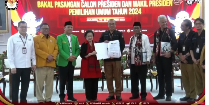 Resmi Serahkan Dokumen Syarat Capres-Cawapres ke KPU, Megawati: Ganjar-Mahfud Harapan Baru Indonesia