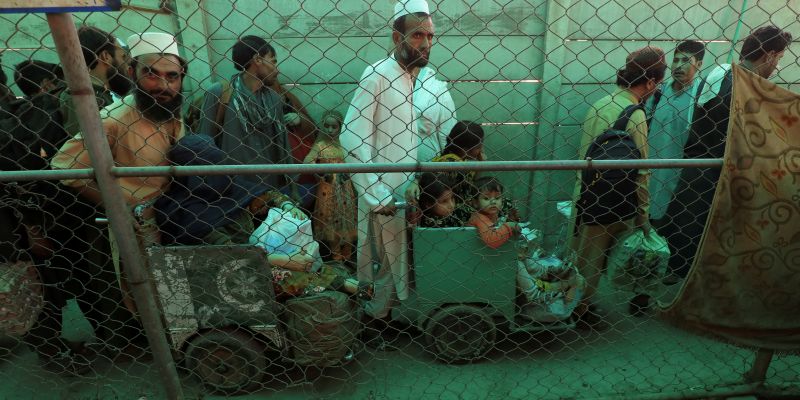Usir 1,73 Juta Warga Afghanistan, Pakistan: Mereka Imigran Ilegal