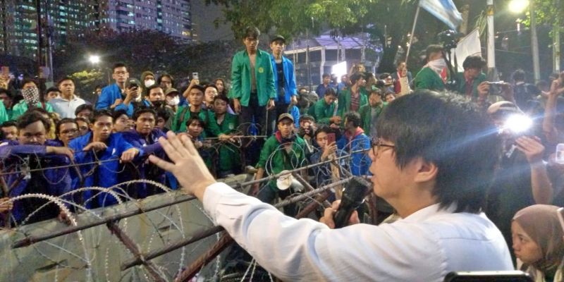 Perwakilan KSP Bebaskan Tiga Mahasiswa yang Sempat Diamankan Polisi saat Demo di Monas