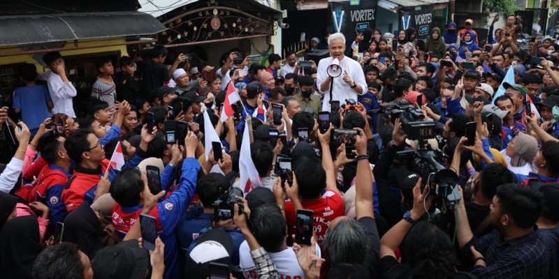 Ganjar Ajak Buruh di Tigaraksa Rumuskan Perubahan Regulasi