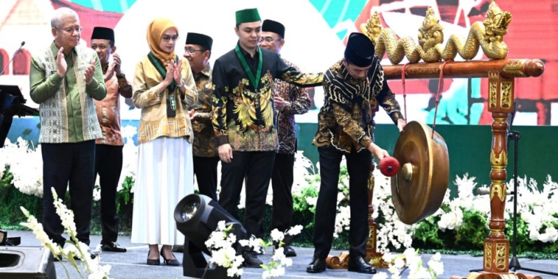 Puji Semangat HMI dan Kohati, Jokowi: Memang yang Muda Harus Optimis
